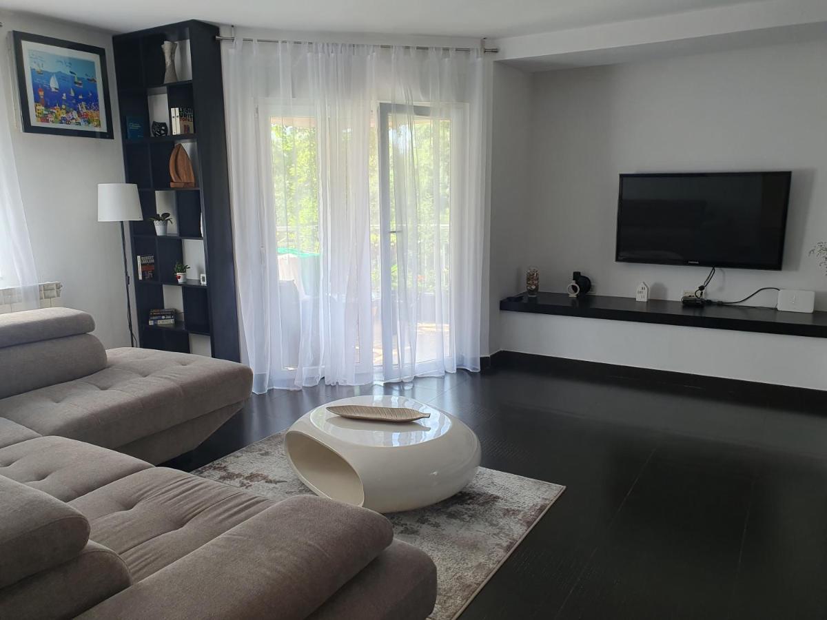 Apartamento By The Sea Martina Rijeka Exterior foto