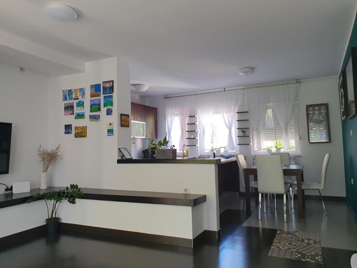 Apartamento By The Sea Martina Rijeka Exterior foto